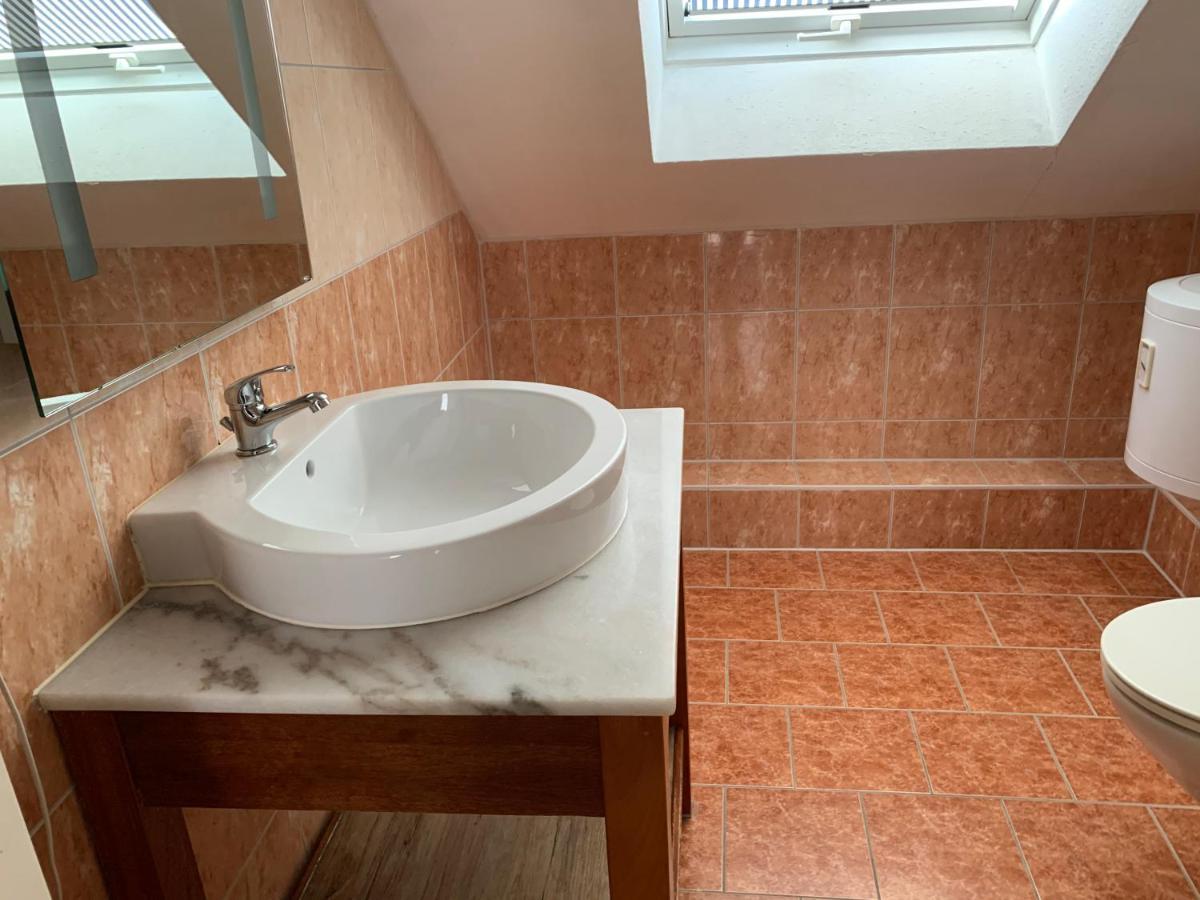 Hotel Zum Strand Росток Экстерьер фото